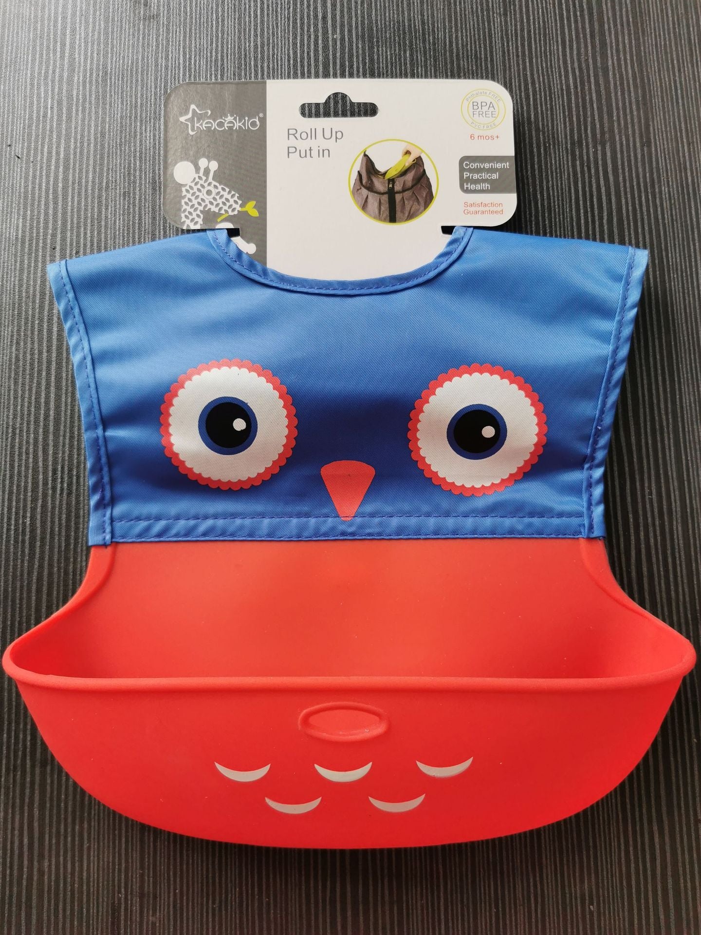 Red owl silicone baby bib with roomy spill pocket