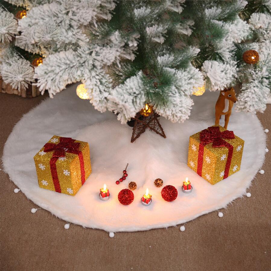 Plush Christmas Tree Skirt — skirt with gifts and lights