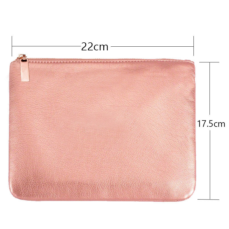 Brush pouch dimensions, 22 by 17.5 centimeters