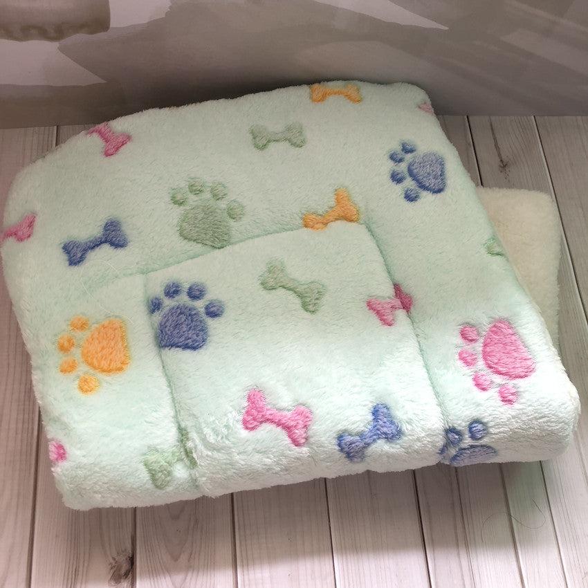 Soft Flannel Pet Blanket — green bones pattern