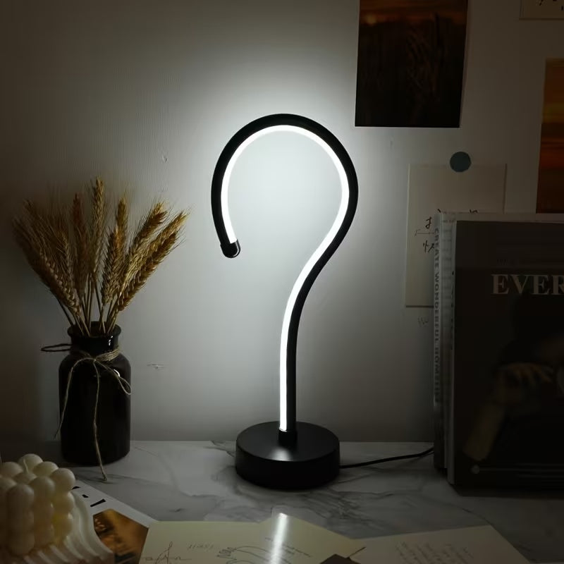 Curve LED lamp in bright white daylight mode