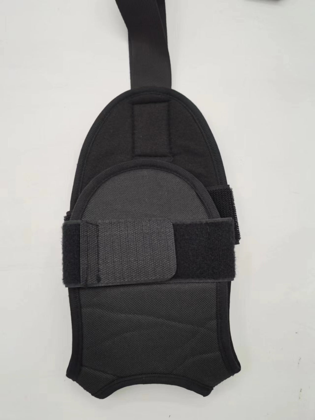 Adjustable Yoga Stretch Strap — black strap foot cradle detail